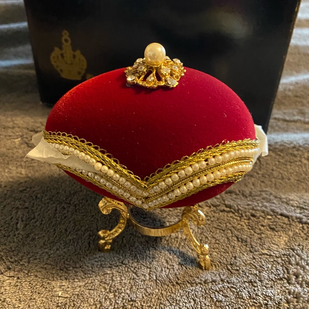 Beautiful real egg box